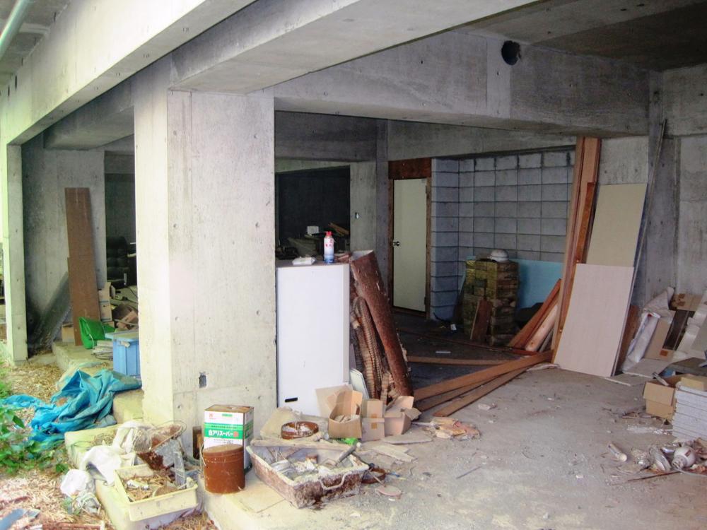 Other local. Local (July 2013) Shooting