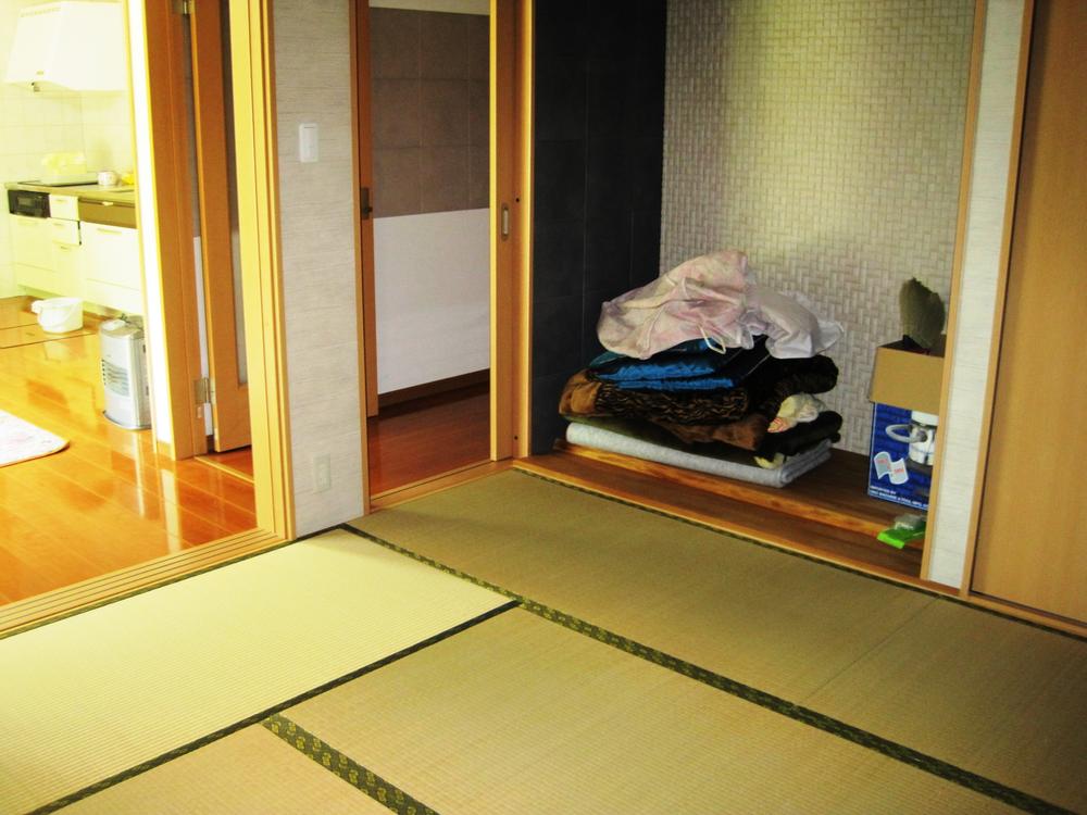 Non-living room. Indoor (July 2013) Shooting