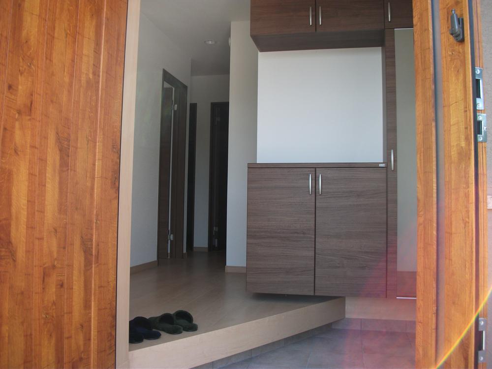 Entrance.  ◆ Entrance