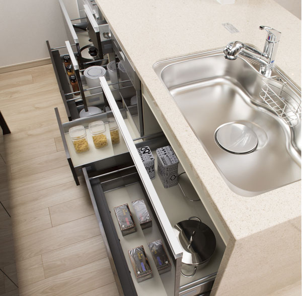 Kitchen.  [Sliding storage] Harnessed effectively to the back of the space, And out is also easy sliding storage. You can organize efficiently until the seasoning from a large pot (same specifications)
