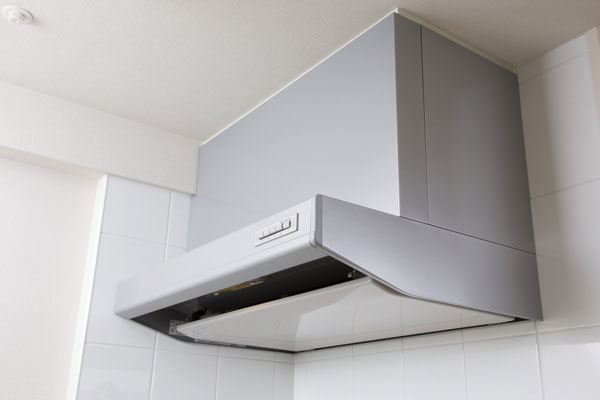 Kitchen.  [Range food] With excellent exhaust efficiency, High-performance range hood to direct comfortably the cooking time. It is easy to clean (same specifications)