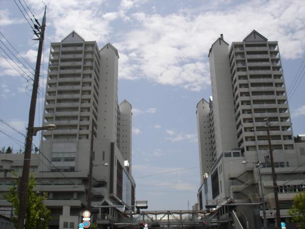 Shopping centre. ACTA until Nishinomiya 1323m