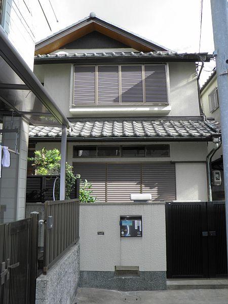 Local appearance photo. Local (12 May 2013) Shooting