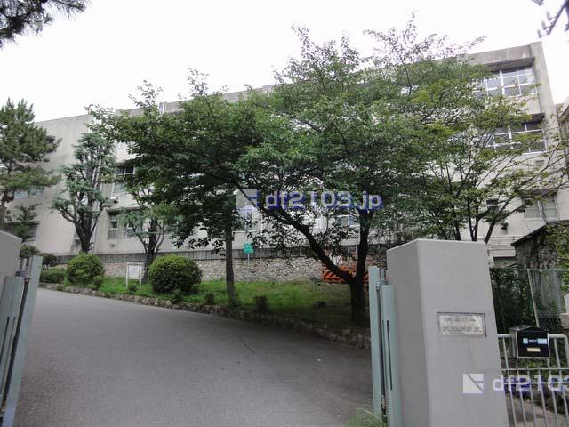 Junior high school. 1081m to Nishinomiya Municipal Taisha junior high school