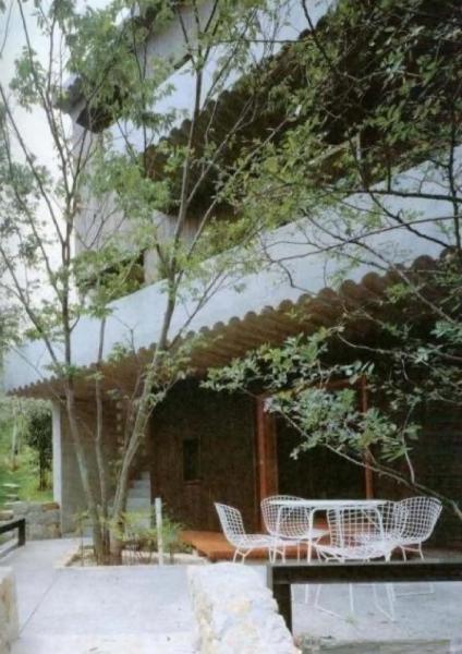 Local appearance photo. ■ Exterior Photos ■ Stylish building that stands out when people among the surrounded by the green quiet residential area.