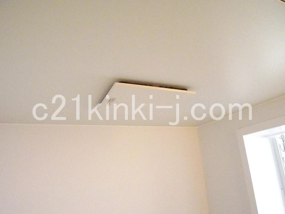Cooling and heating ・ Air conditioning. Local photo (bathroom ventilation fan)