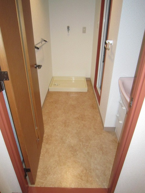 Washroom. Dressing room