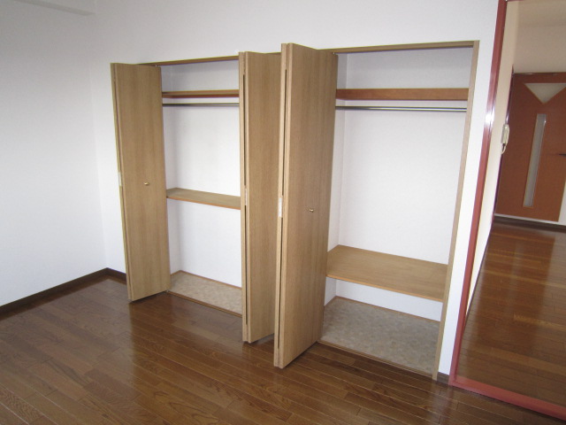 Receipt. Wider storage