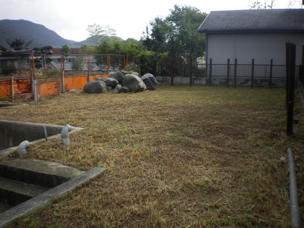 Local land photo. Local (11 May 2013) Shooting