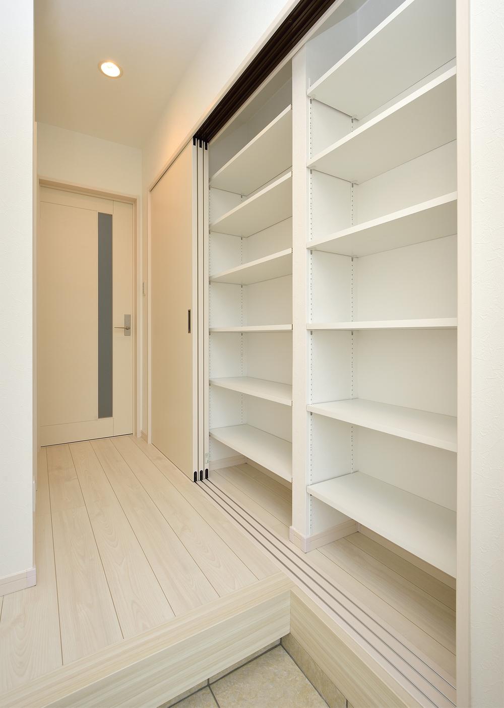 Receipt. Plenty of storage