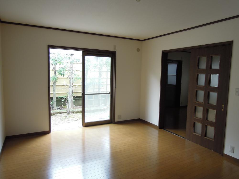 Living. Indoor (11 May 2013) Shooting