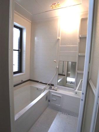 Bathroom. Indoor (April 2013) Shooting