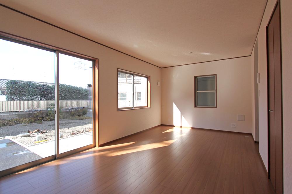 Same specifications photos (living). ◆ Same specifications living