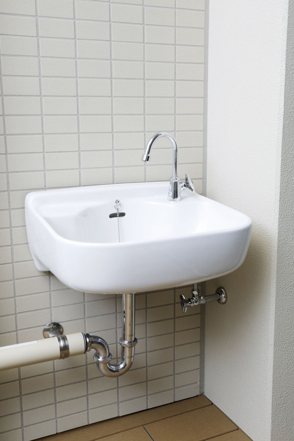 balcony ・ terrace ・ Private garden.  [Slop sink] The slop sink provided on the balcony, This is useful gardening watering, etc. (same specifications)
