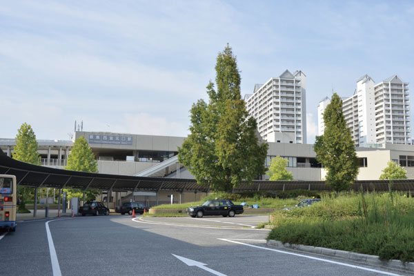 Surrounding environment. Hankyu "Nishinomiya-Kitaguchi" station (walk 22 minutes ・ About 1690m)
