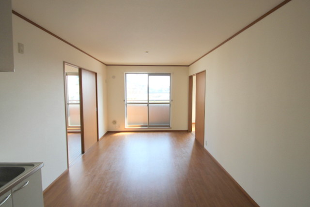 Living and room. It is the same type.