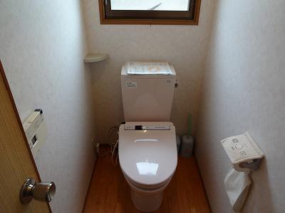 Toilet. Indoor (12 May 2013) Shooting