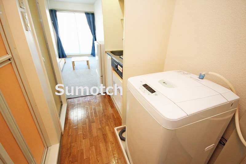 Other room space. Same type of image is a photo.