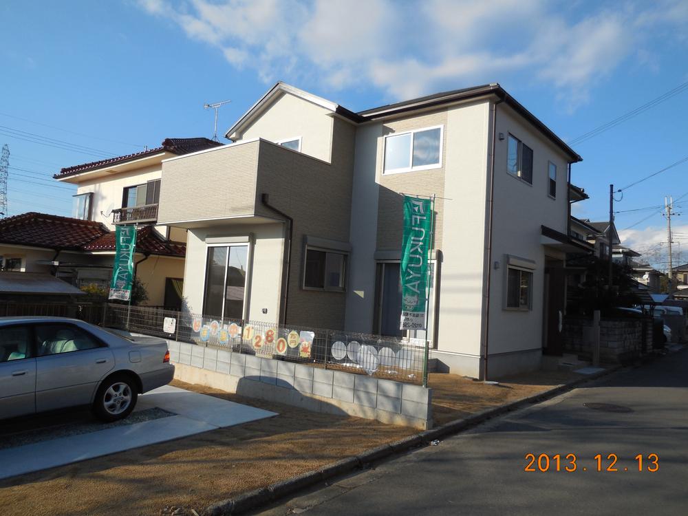 Local appearance photo. Parking 3 units can be!