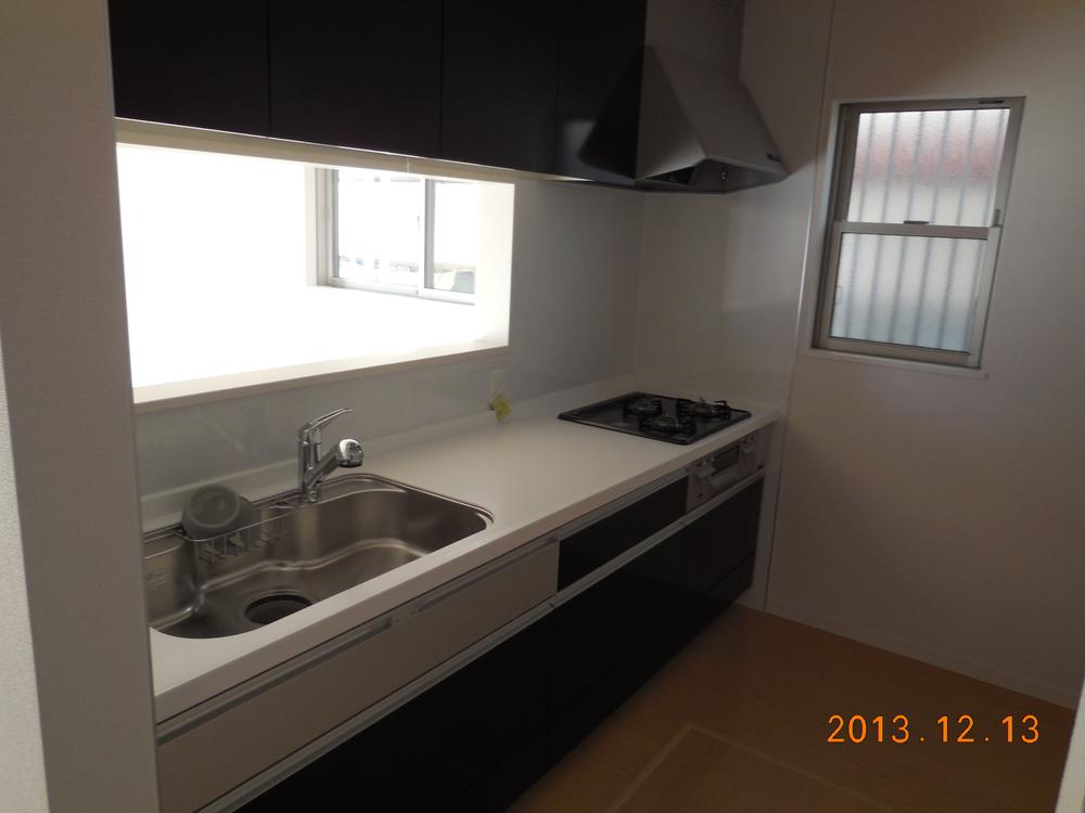 Kitchen. Popular face-to-face kitchen from wife!