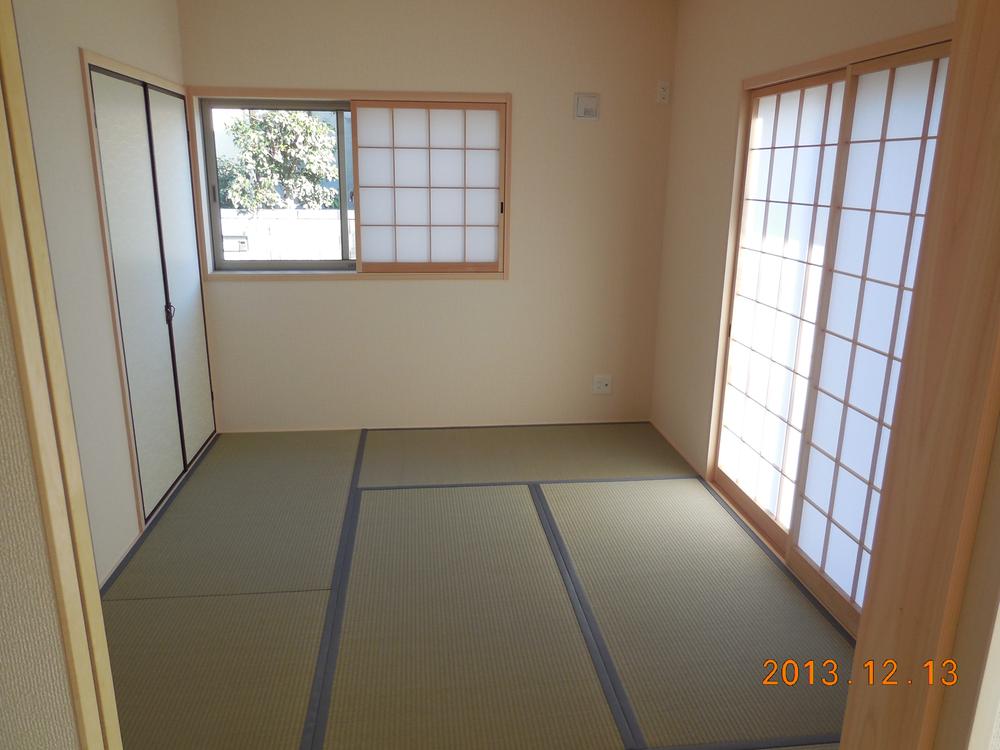 Other introspection. Japanese-style room 6 tatami! Day good! !