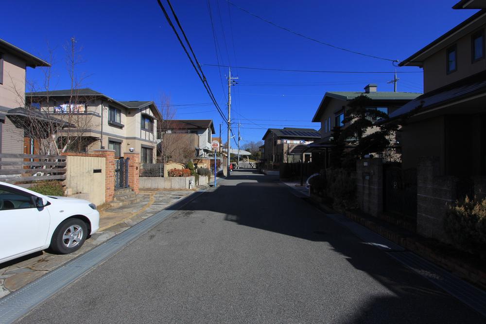 Local photos, including front road. Local (January 2014) Shooting