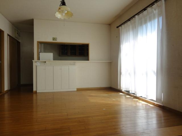 Living. Indoor (10 May 2013) Shooting