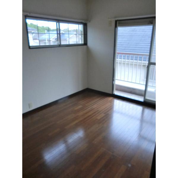 Other room space. Western-style 6 Pledge