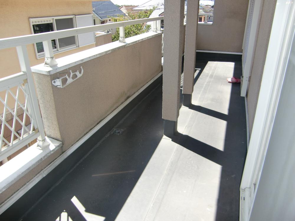 Balcony. Local (September 2013) Shooting