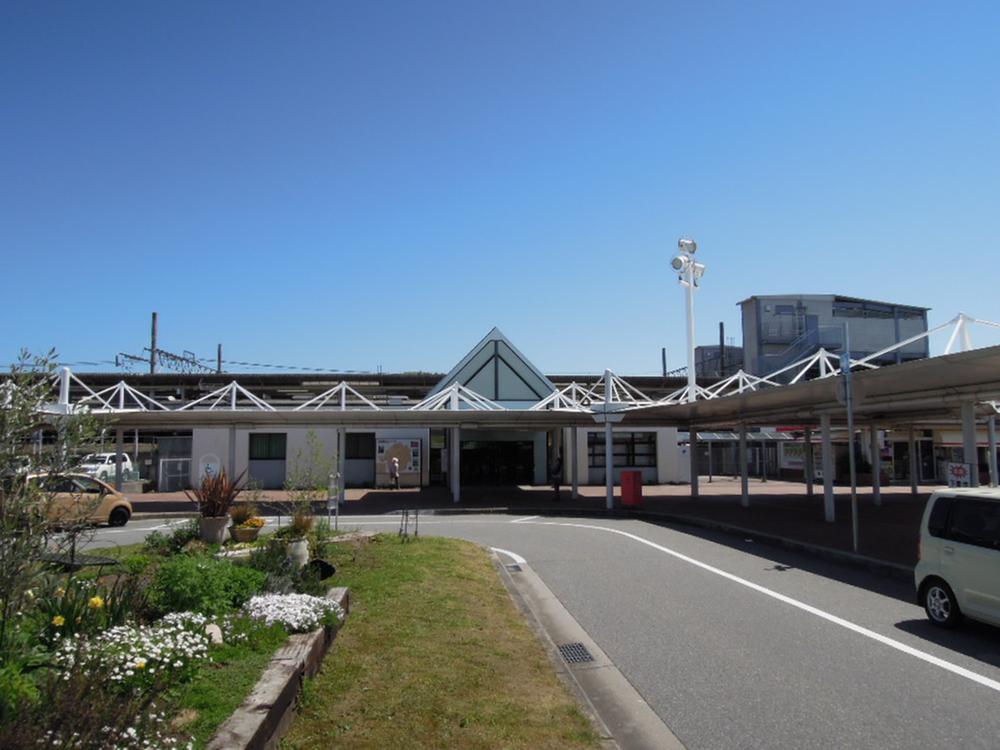 station. 1850m to Shin-Sanda Station