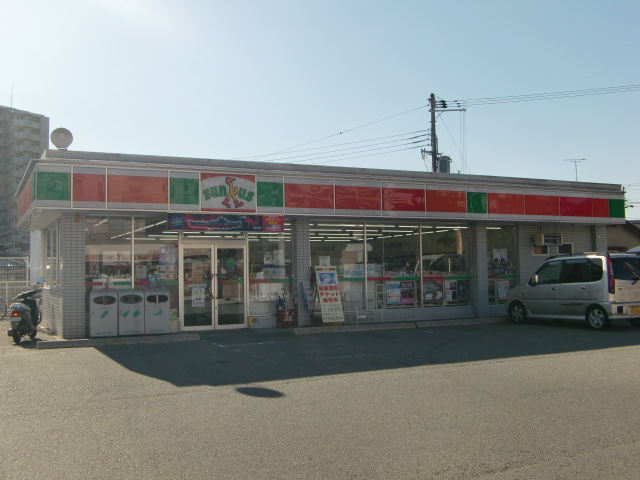 Convenience store. Thanks Mita higher-order shop until (convenience store) 476m
