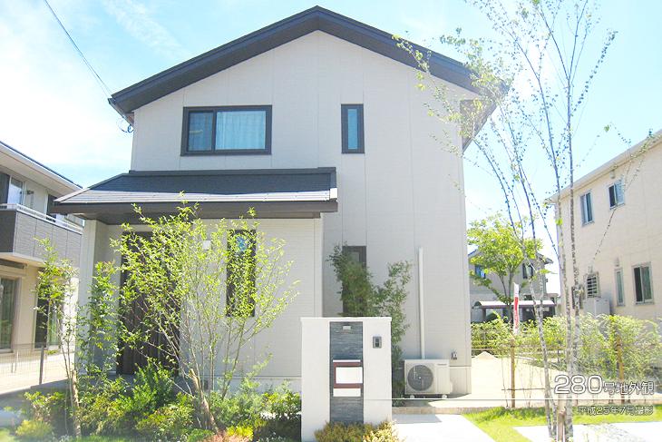 Local appearance photo.  [280 No. land] [280 No. land Appearance 2013 July shooting