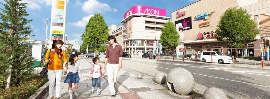 New city is to birth this time, Century Plaza, Just a convenient location walking ion Mita Udditaun shop and large complex facilities to the center area of ​​the city to arrange the eaves. And adjacent to the majestic "Pinggu River green space", Four seasons of taste also will be able to feel familiar (September 2013 shooting)