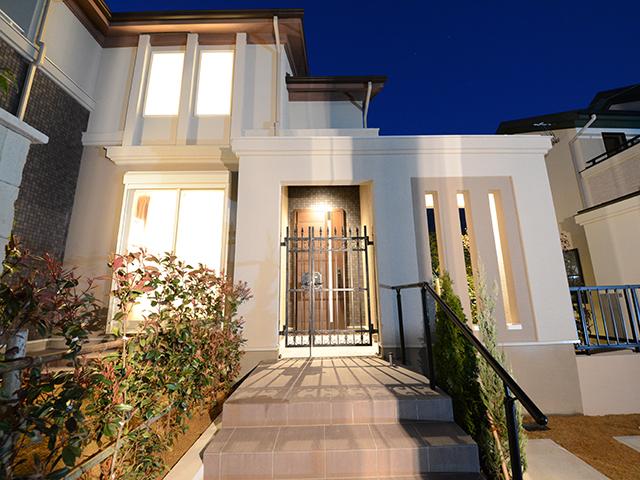 Local appearance photo. Local (March 2013) Shooting