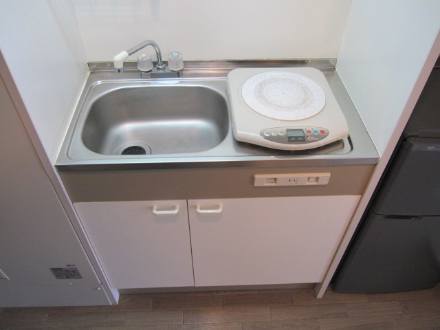 Kitchen. Mini-kitchen with a stove (● ^ o ^ ●)