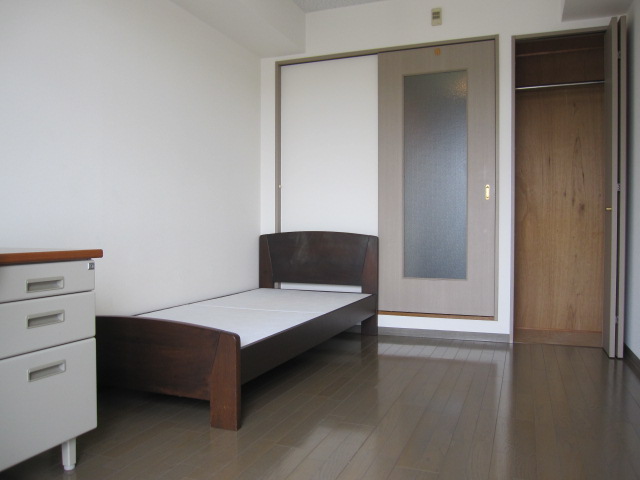 Receipt. Storage space is also firmly secured (* ^^) v