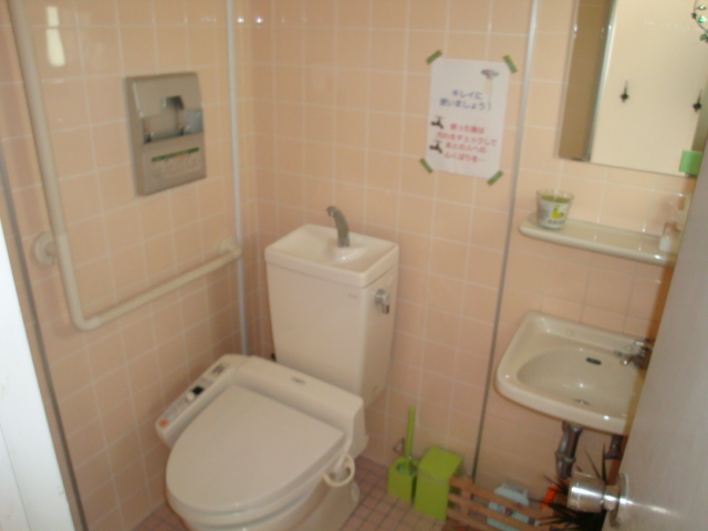 Toilet. With Washlet ☆
