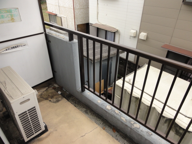 Balcony. Easy to wash also interference