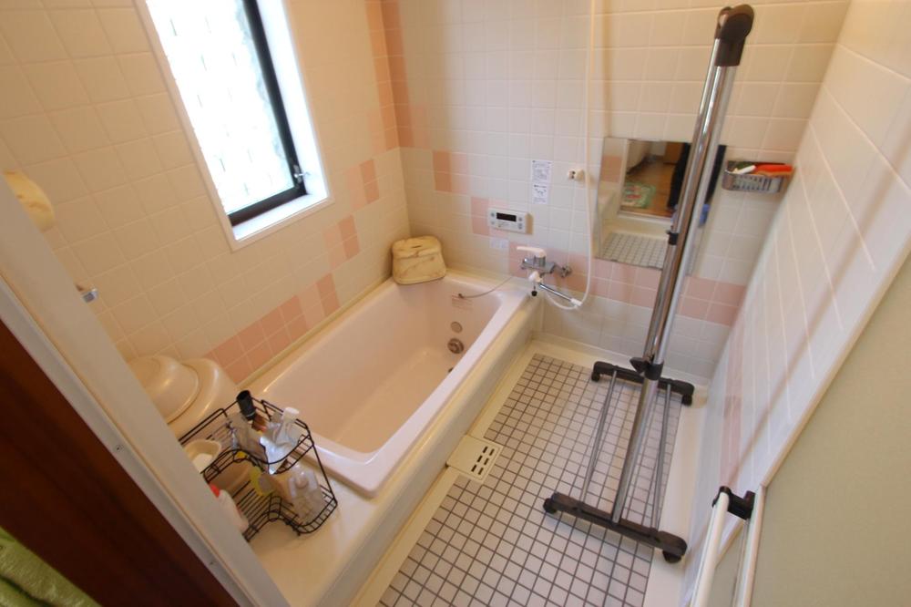 Bathroom. Indoor (September 2013) Shooting