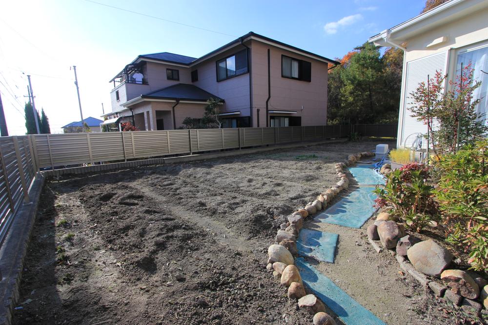 Garden. Local (12 May 2013) Shooting