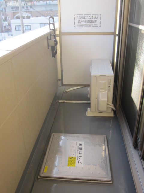 Balcony. Balcony ◎ Image