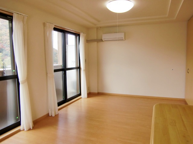 Living and room. 12.9 Pledge of bright LDK! ! Image