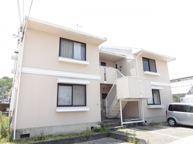 Building appearance. Heights of all rooms Corner Room