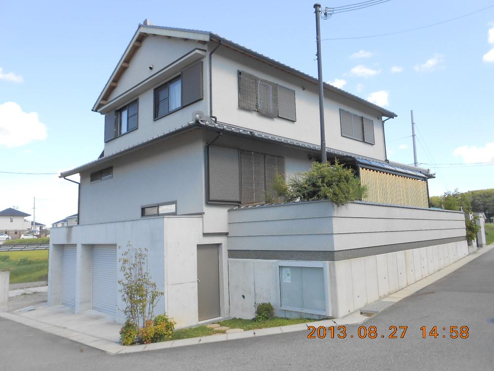 Local appearance photo