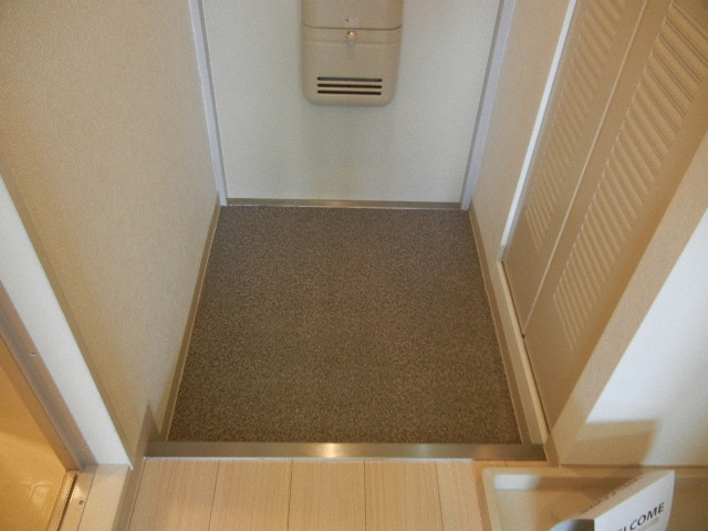 Entrance. Entrance is around ◎