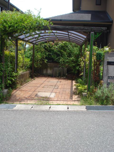 Parking lot. Local (July 2013) Shooting