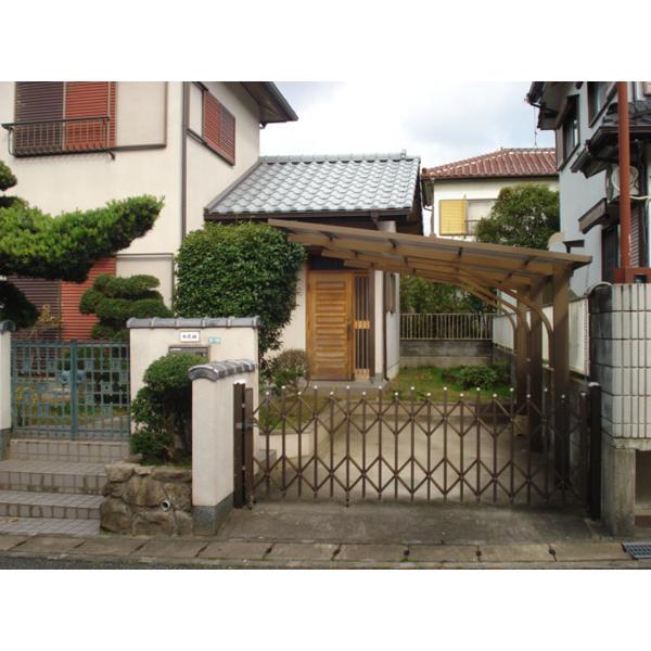 Parking lot. Local (11 May 2013) Shooting