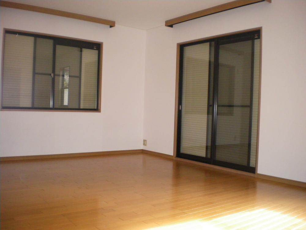 Living. Indoor (11 May 2013) Shooting