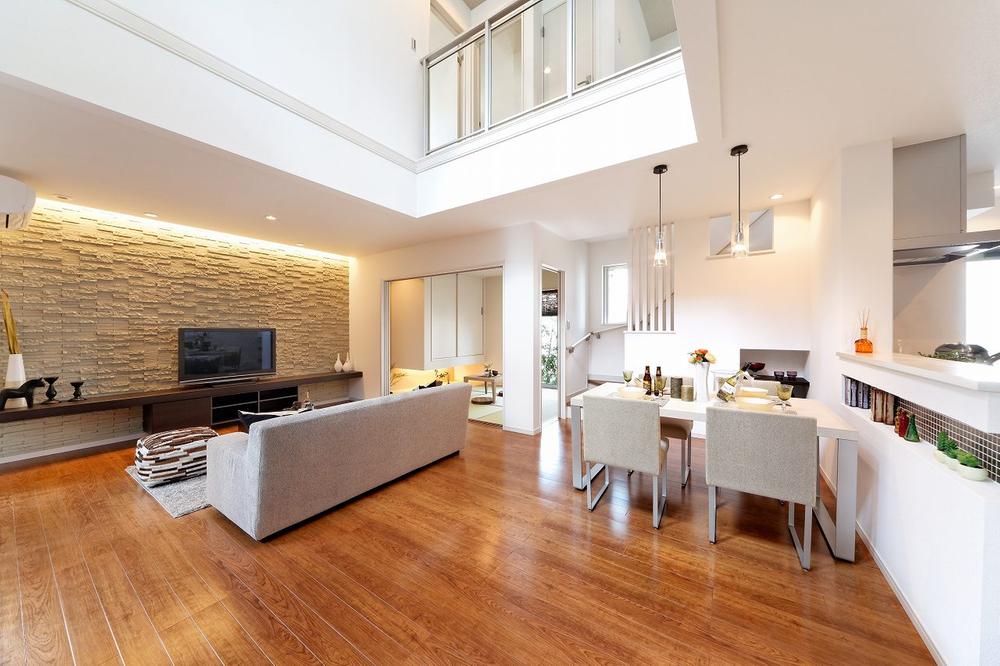 Building plan example (introspection photo). In the living room in the stairs, Living space that conversation of family is much more. On the back of the TV board, Paste the tile, We have to finish classy. (Model house plan)