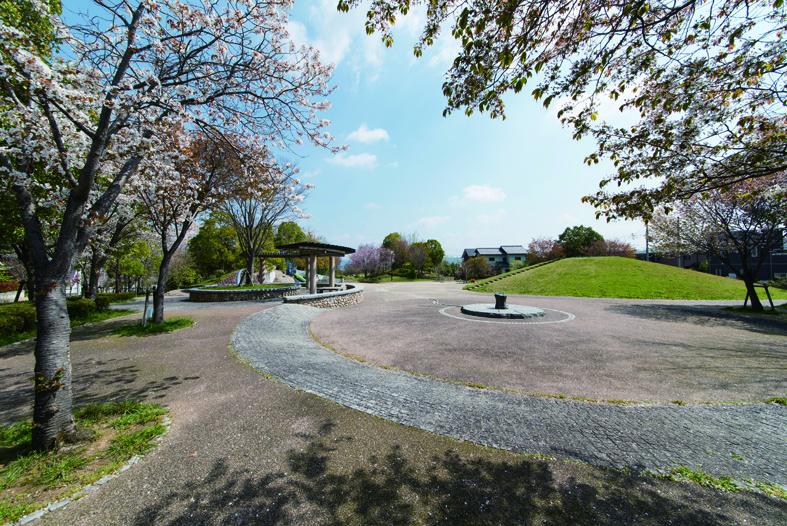 park. 156m until Yurinokidai park